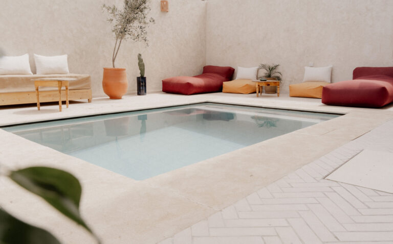outdoor pool boutique guesthouse Morocco
